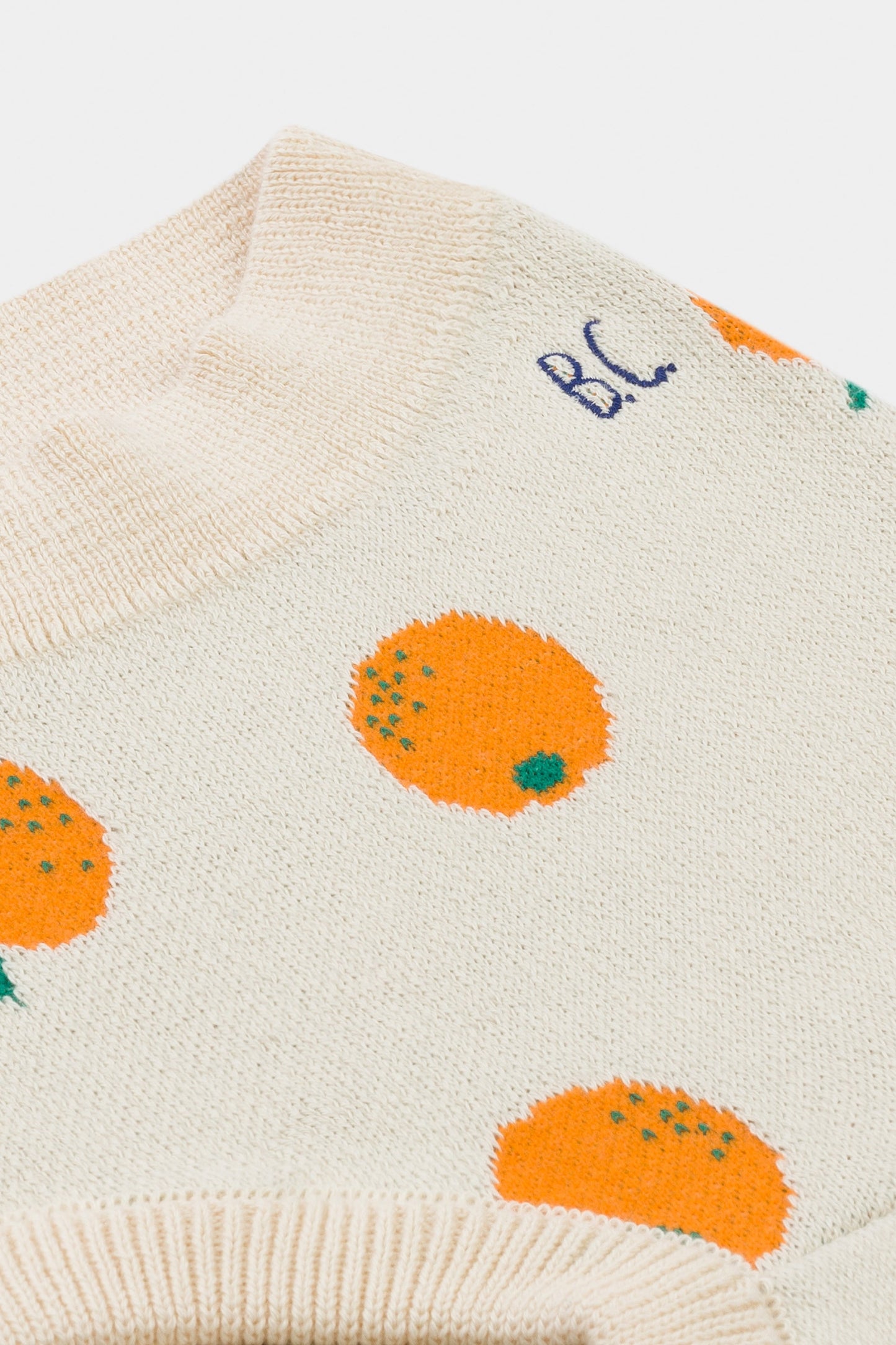 女婴米白色橘子印花棉短裤