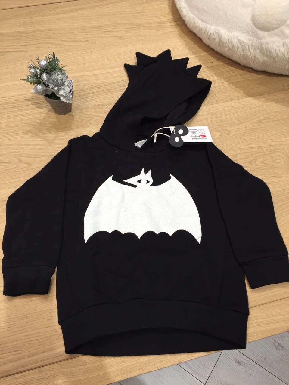 Boys&Girls Spiked Black Hoodie White Bat Inky