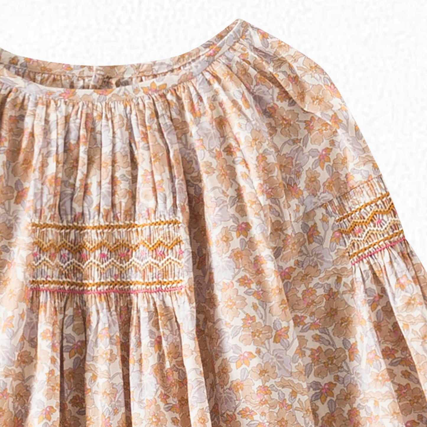 女童浅棕色碎花棉衬衫