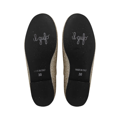 女童金色闪光平底鞋