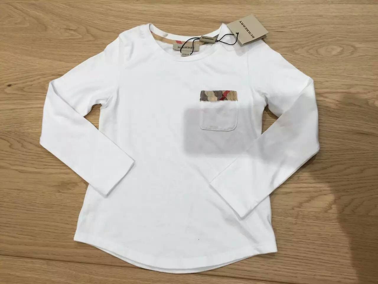 Girls White Long Sleeve T-Shirts With Check Pocket