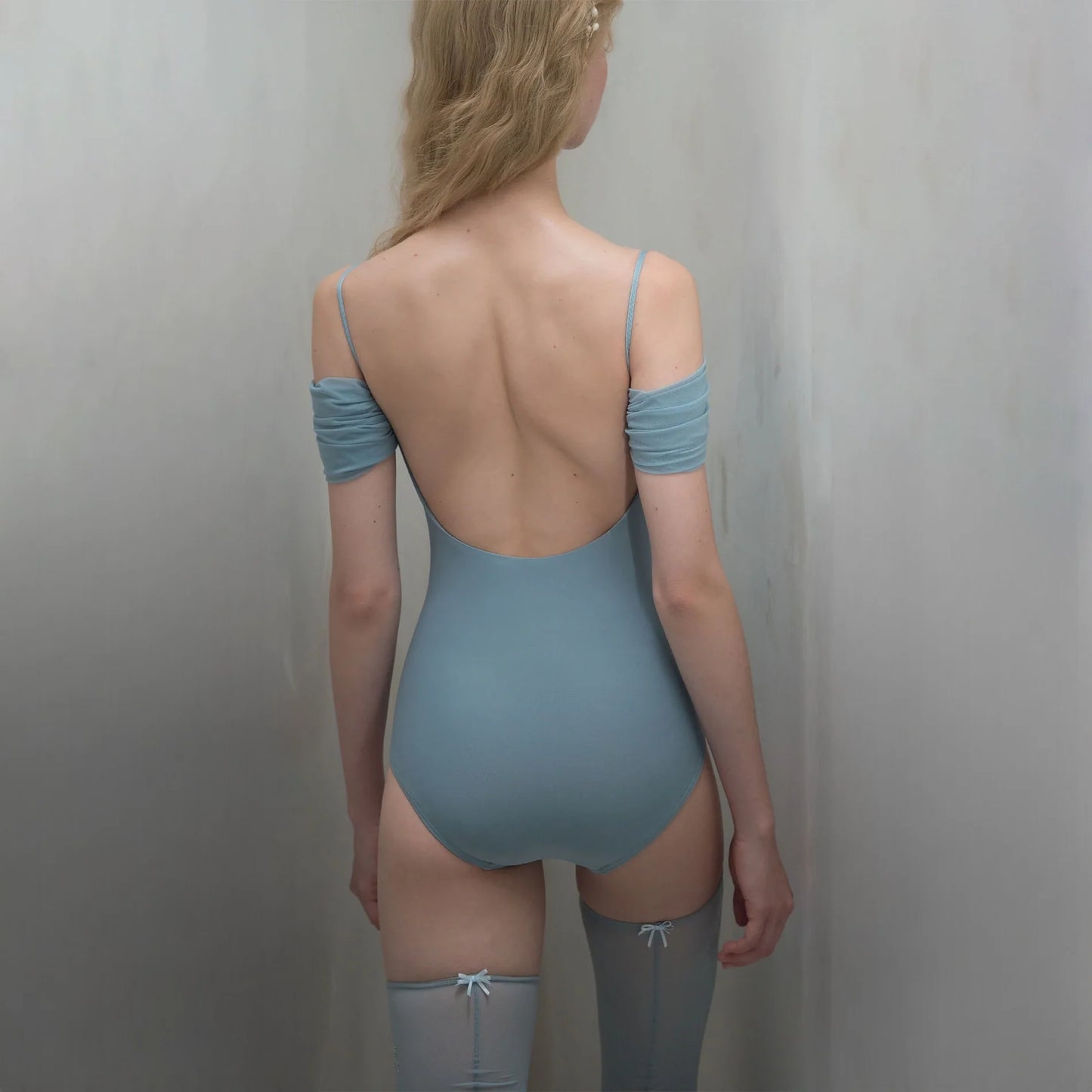 女士雾蓝色"RUCHED BUTTERFLY"露肩芭蕾舞连体衣(261LE77VD/misty blue)
