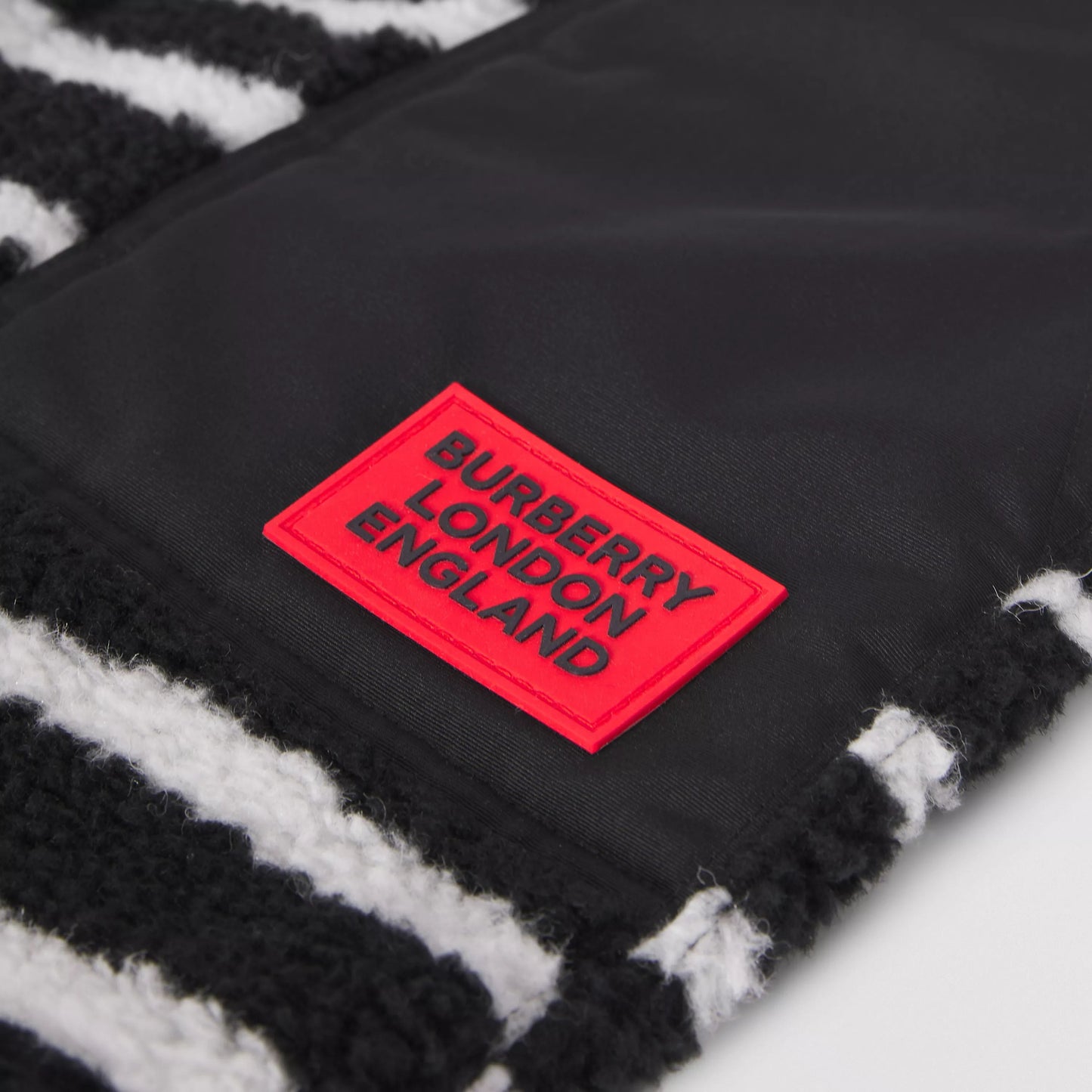 男童黑色斑马图案短裤