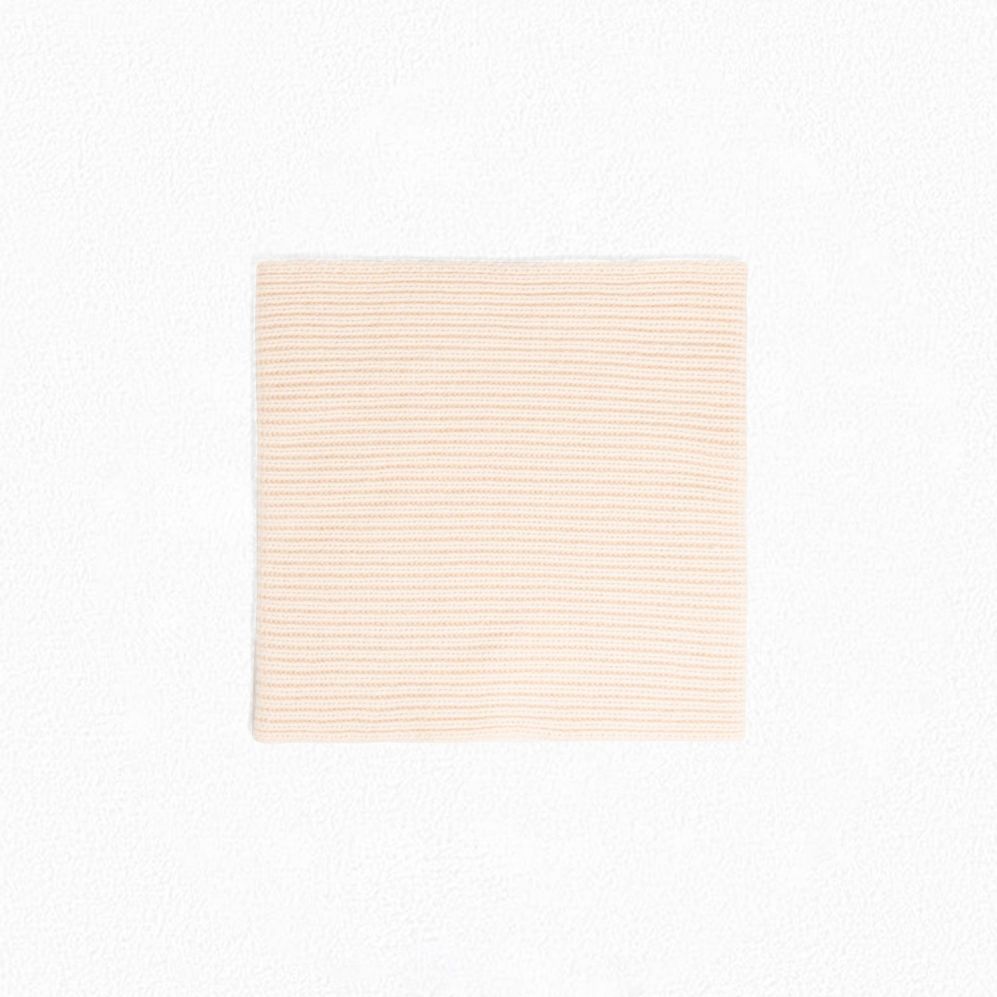 女童粉色羊绒围巾