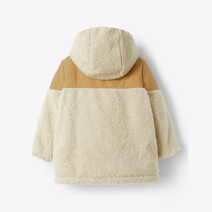 儿童米色棉服