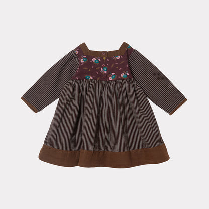 女婴棕色条纹棉连衣裙
