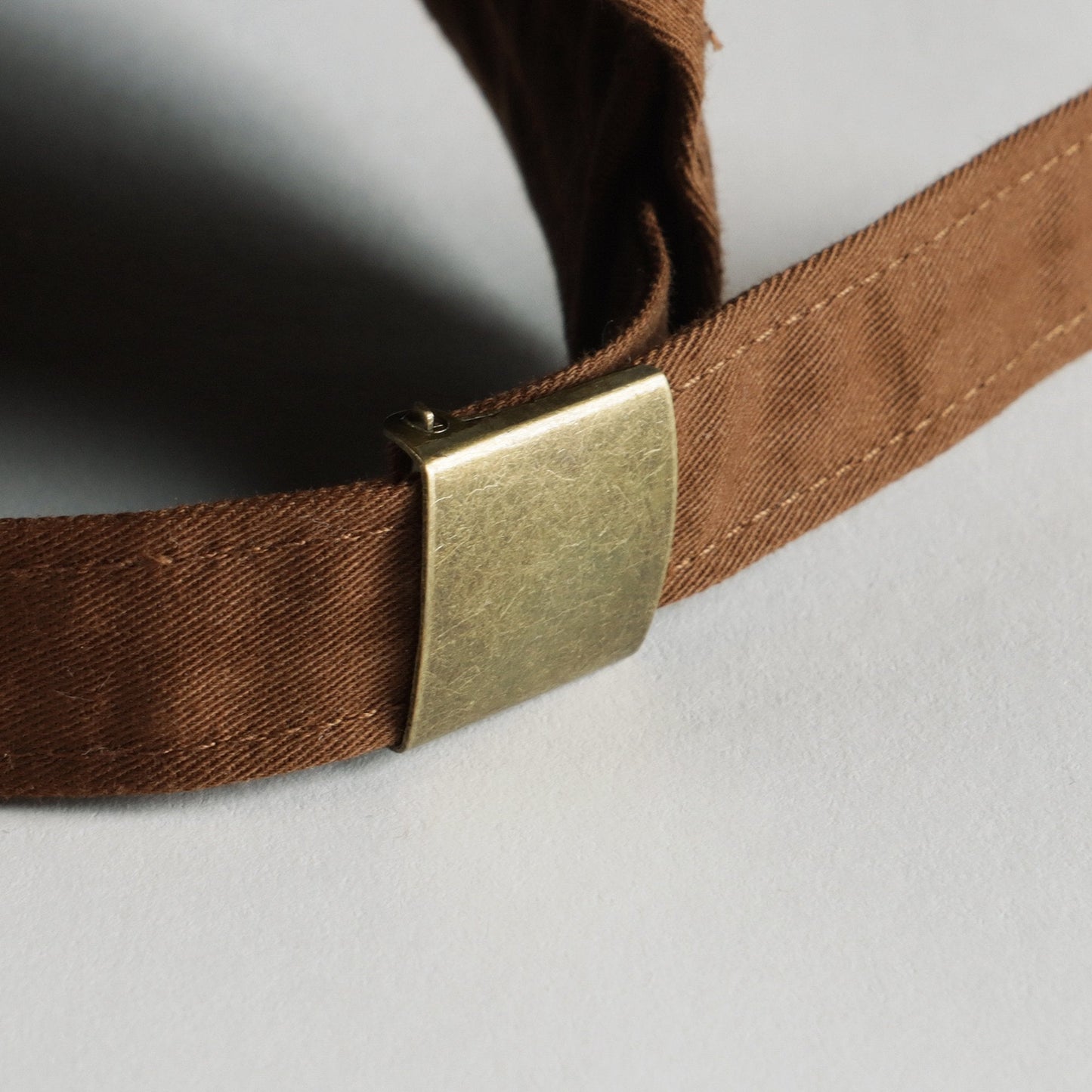 儿童棕色棒球帽