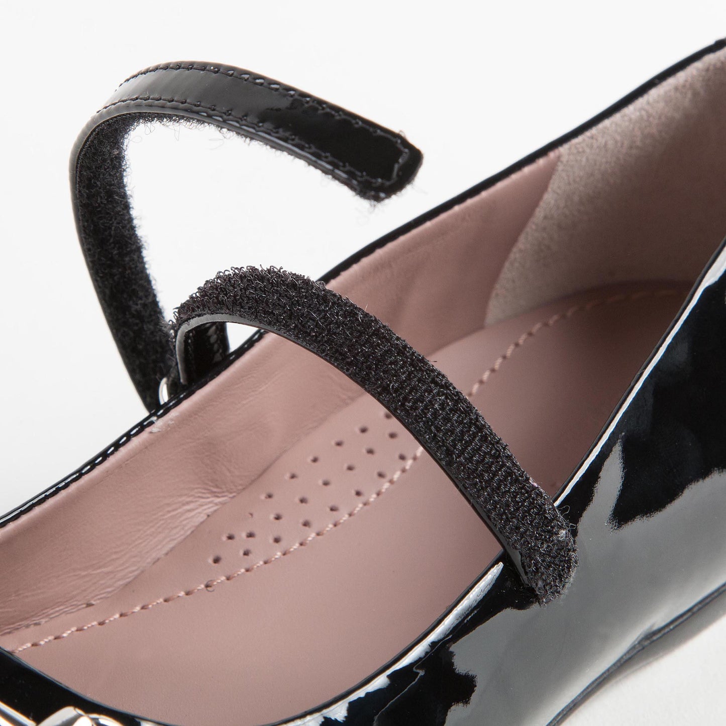 Girls Black Patent Leather Shoes With Horsebit