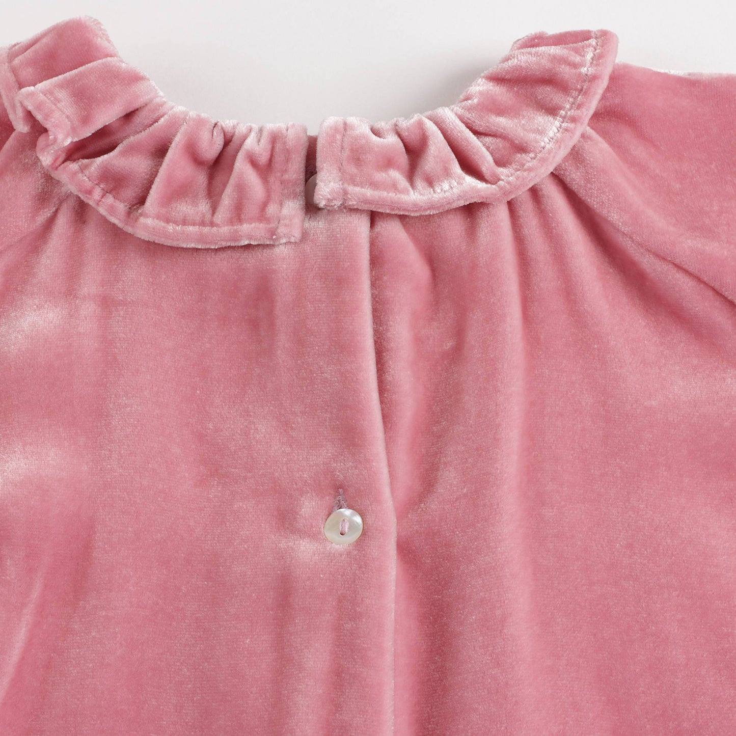 女婴粉色连衣裙套装