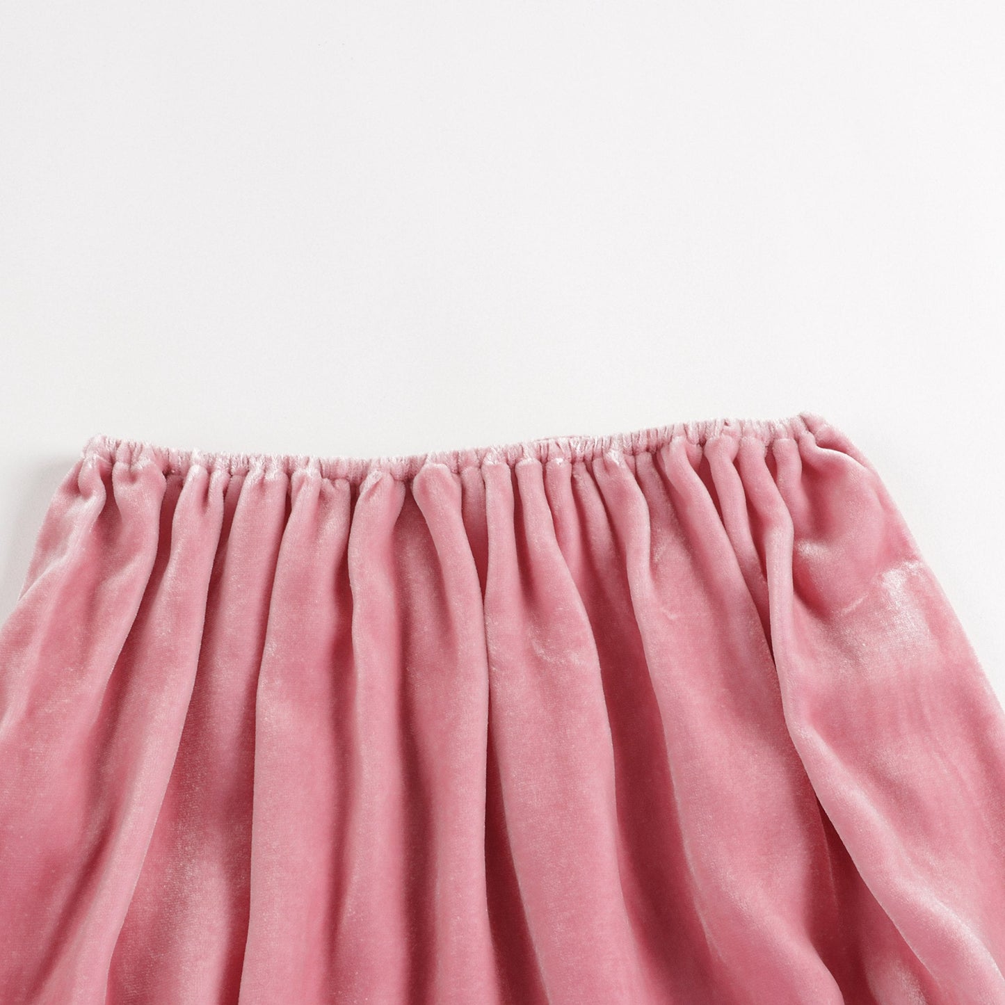 女婴粉色连衣裙套装