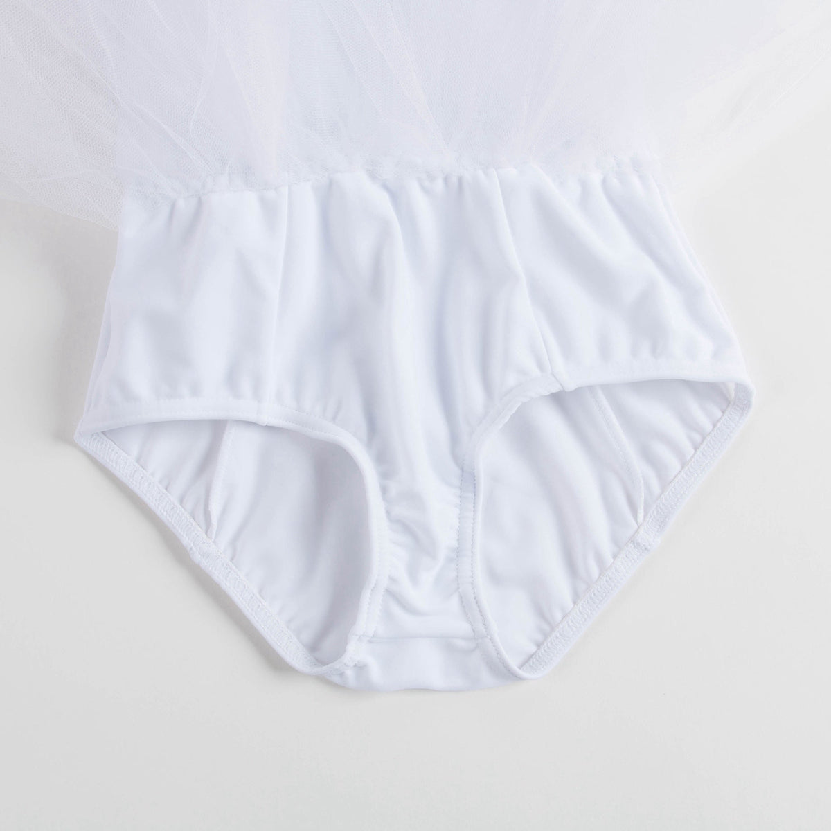 女童白色连衣裙
