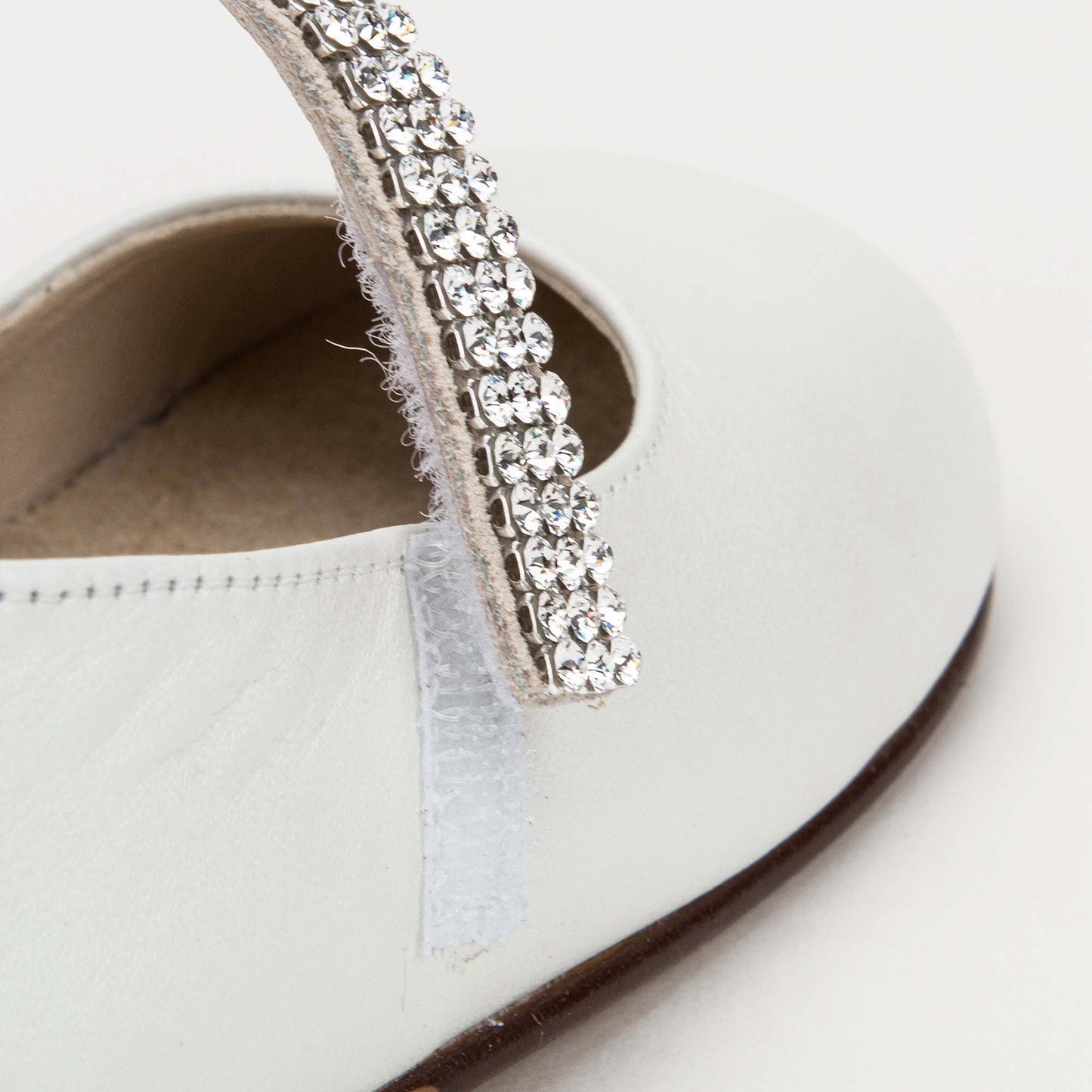 Baby Girls Ivory Leather Shoes With White Diamond Trims