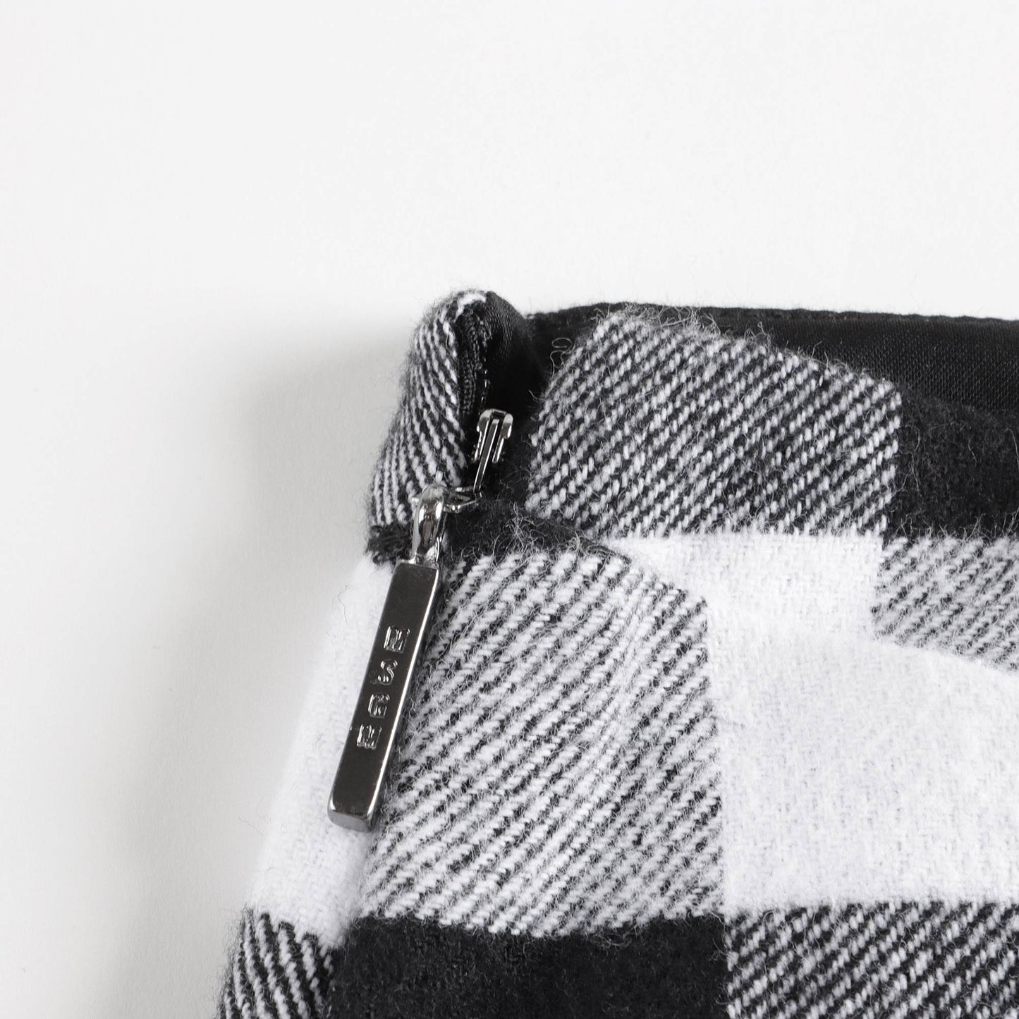 女童黑色格子棉短裙