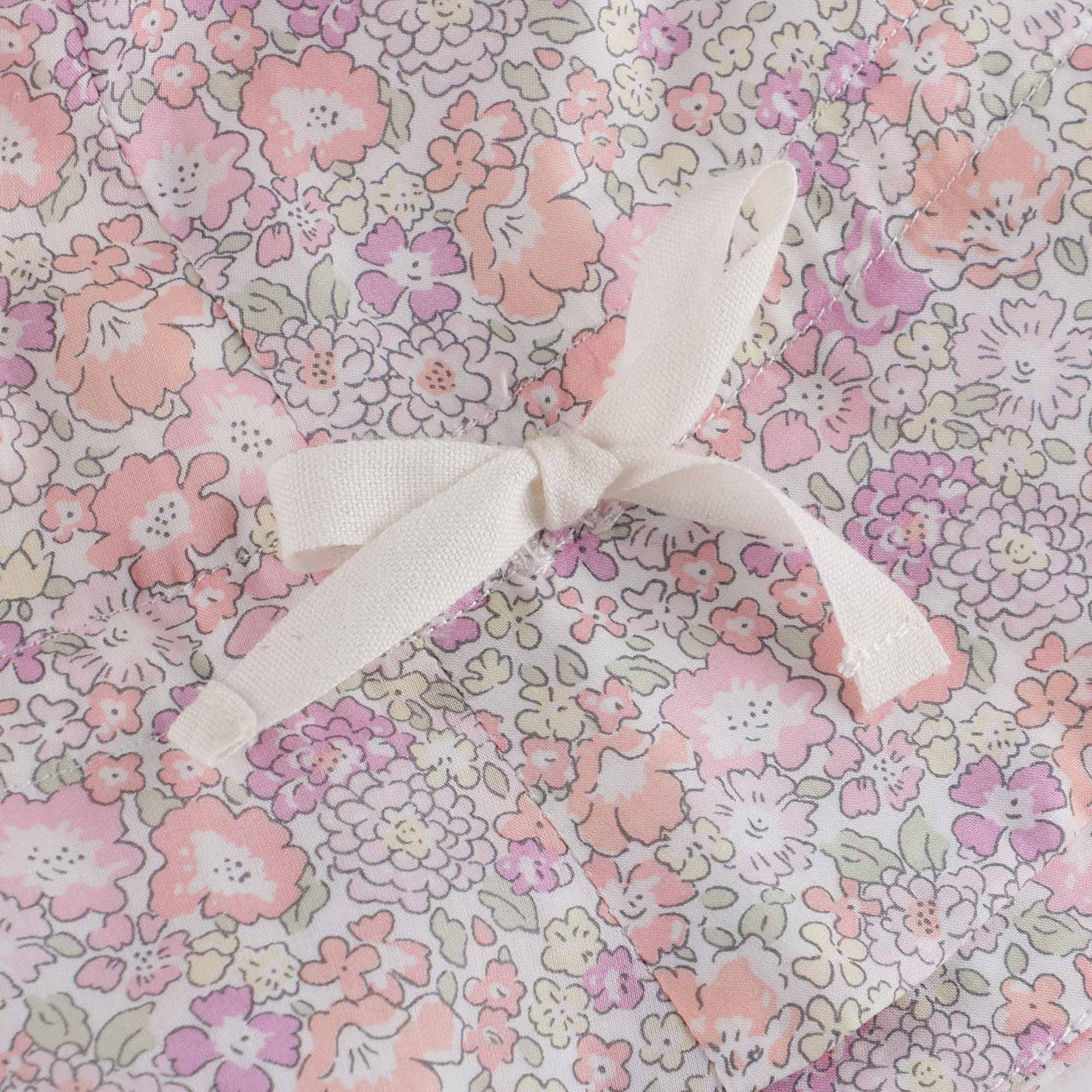 女婴粉色碎花渔夫帽