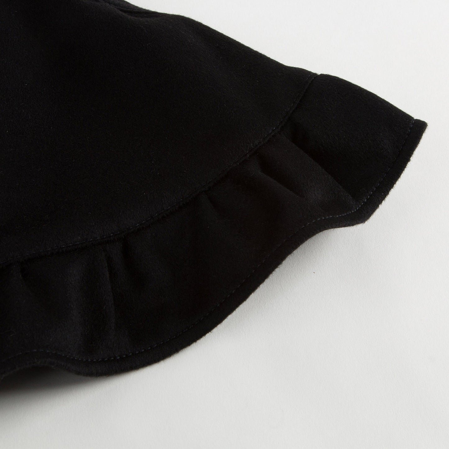 Girls Black Loutus Leaf  Shawls