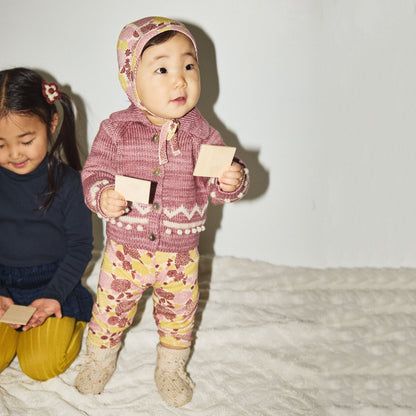 女婴粉色羊毛开衫