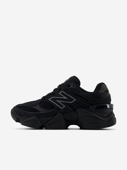 Kids 9060 Trainers in Black