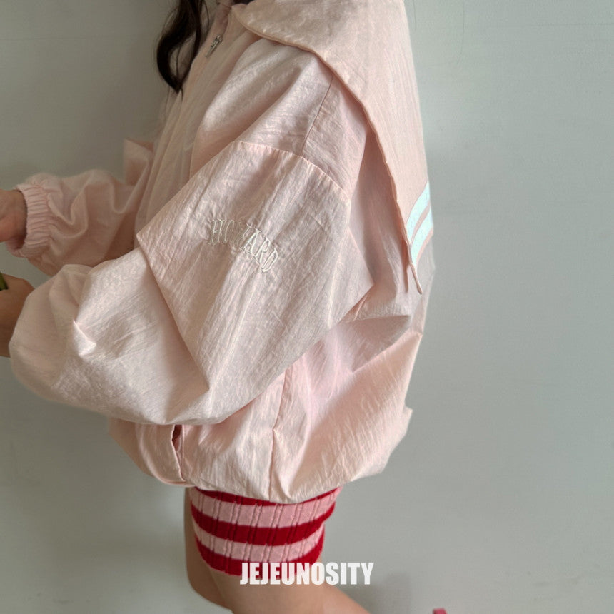 女童粉色拉链夹克