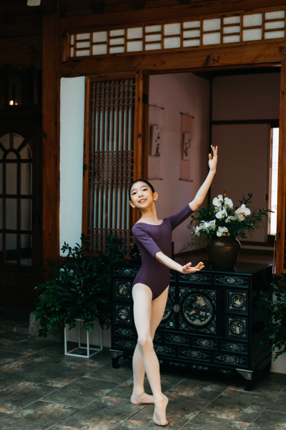 女童紫色芭蕾舞连体衣
