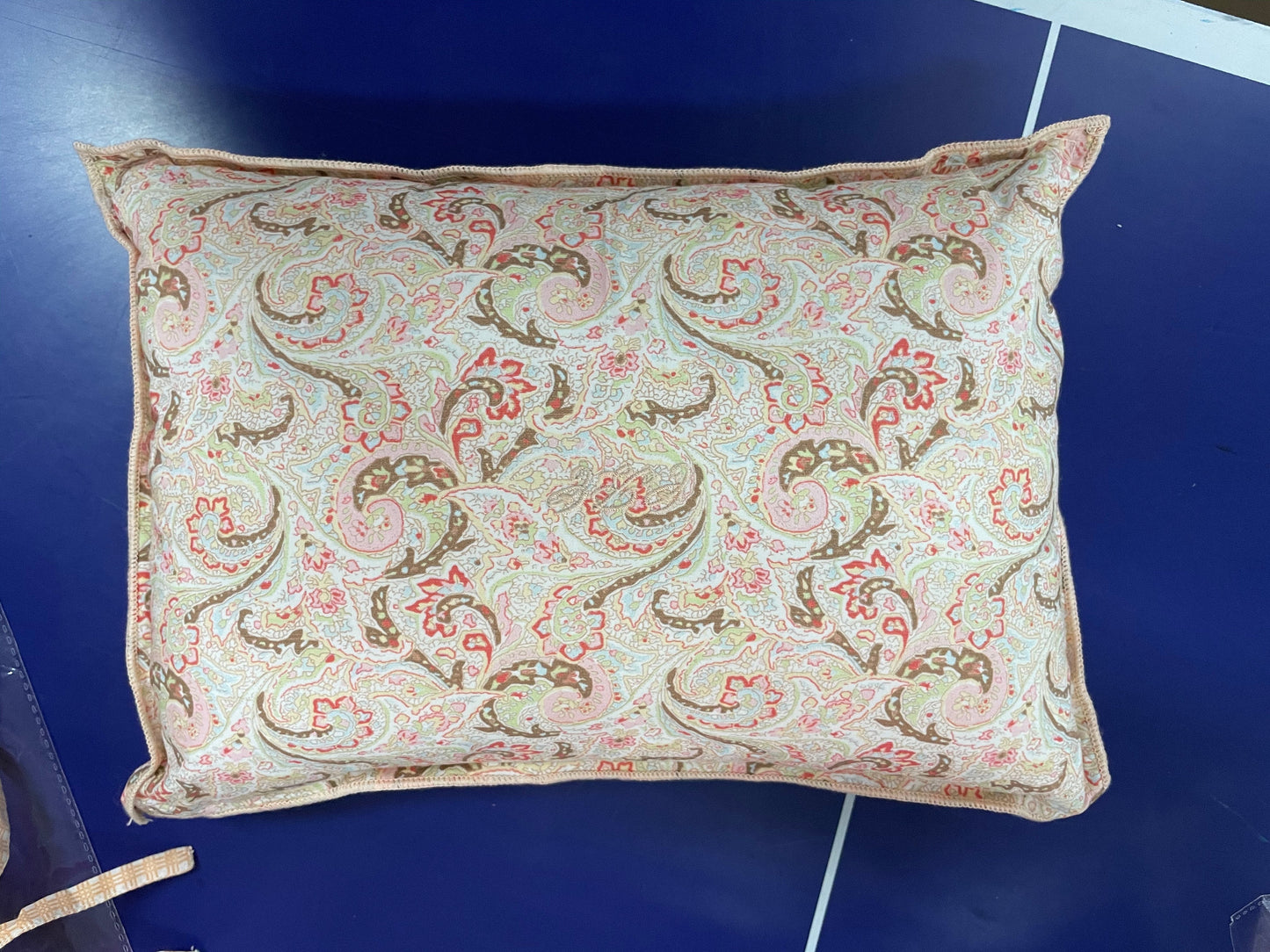 粉色枕头（30*20厘米）