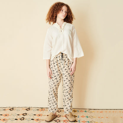 女童白色衬衫