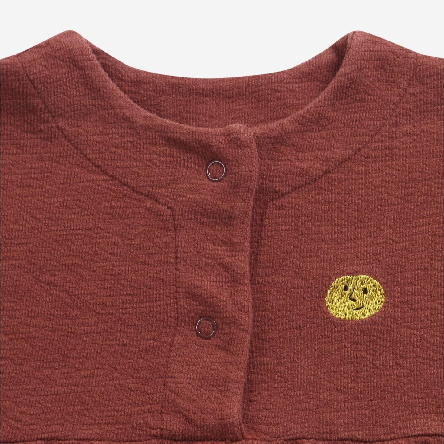 女婴深红色棉连衣裙