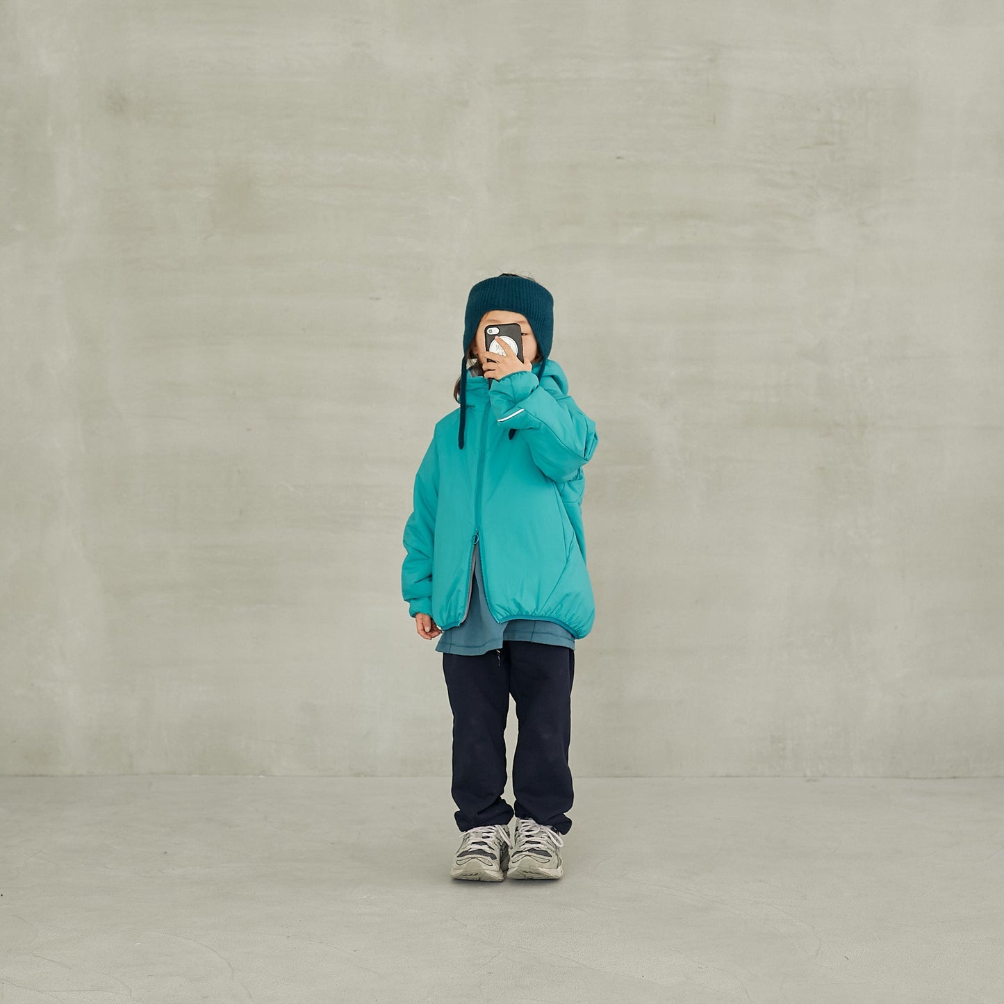 儿童孔雀蓝棉服