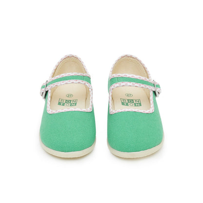 女童绿色帆布鞋