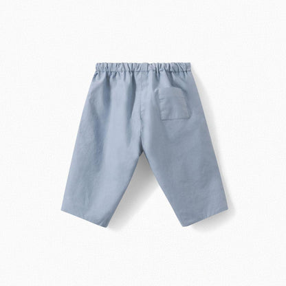 男婴蓝色长裤