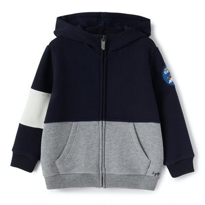 儿童黑色拉链上衣