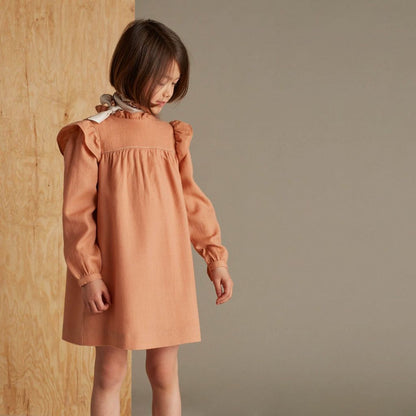 女童杏黄色羊毛连衣裙