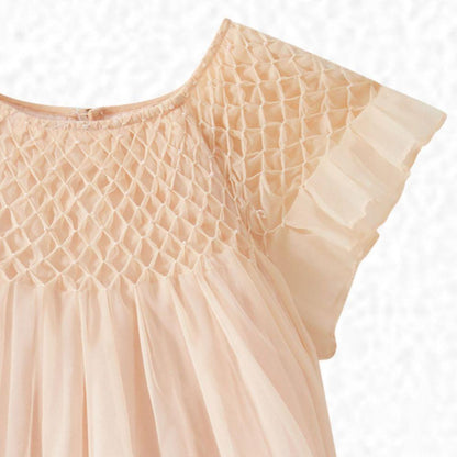 女童粉色连衣裙