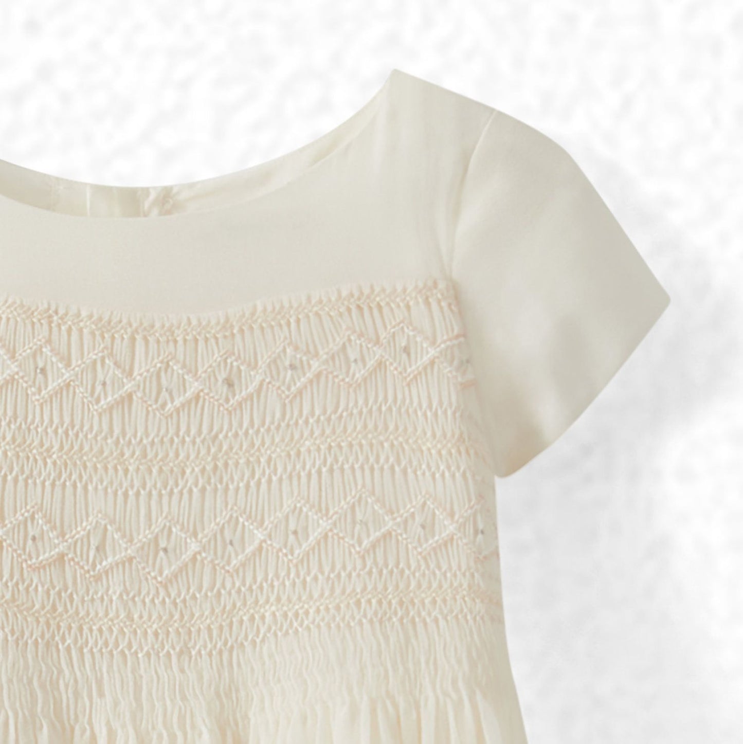 女童白色真丝连衣裙