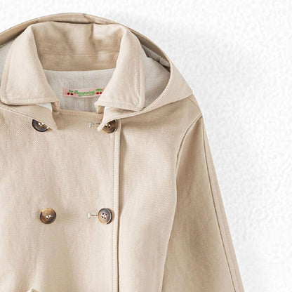 女童米色外套