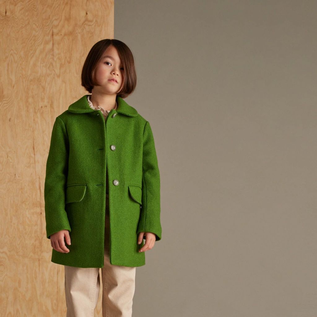 女童绿色羊毛外套