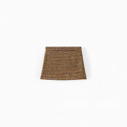 女童驼色格子短裙