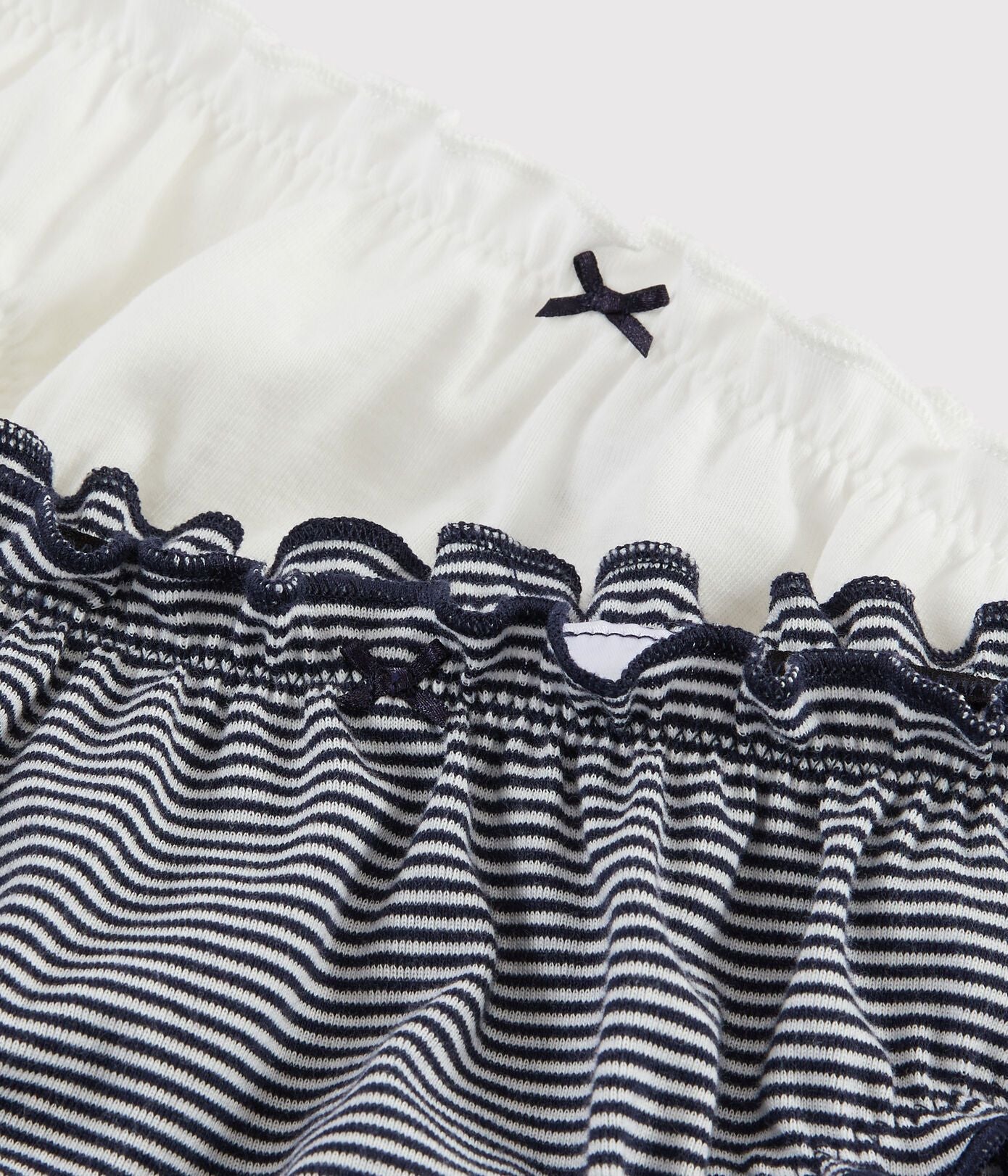 女童白色&黑色棉内衣套装