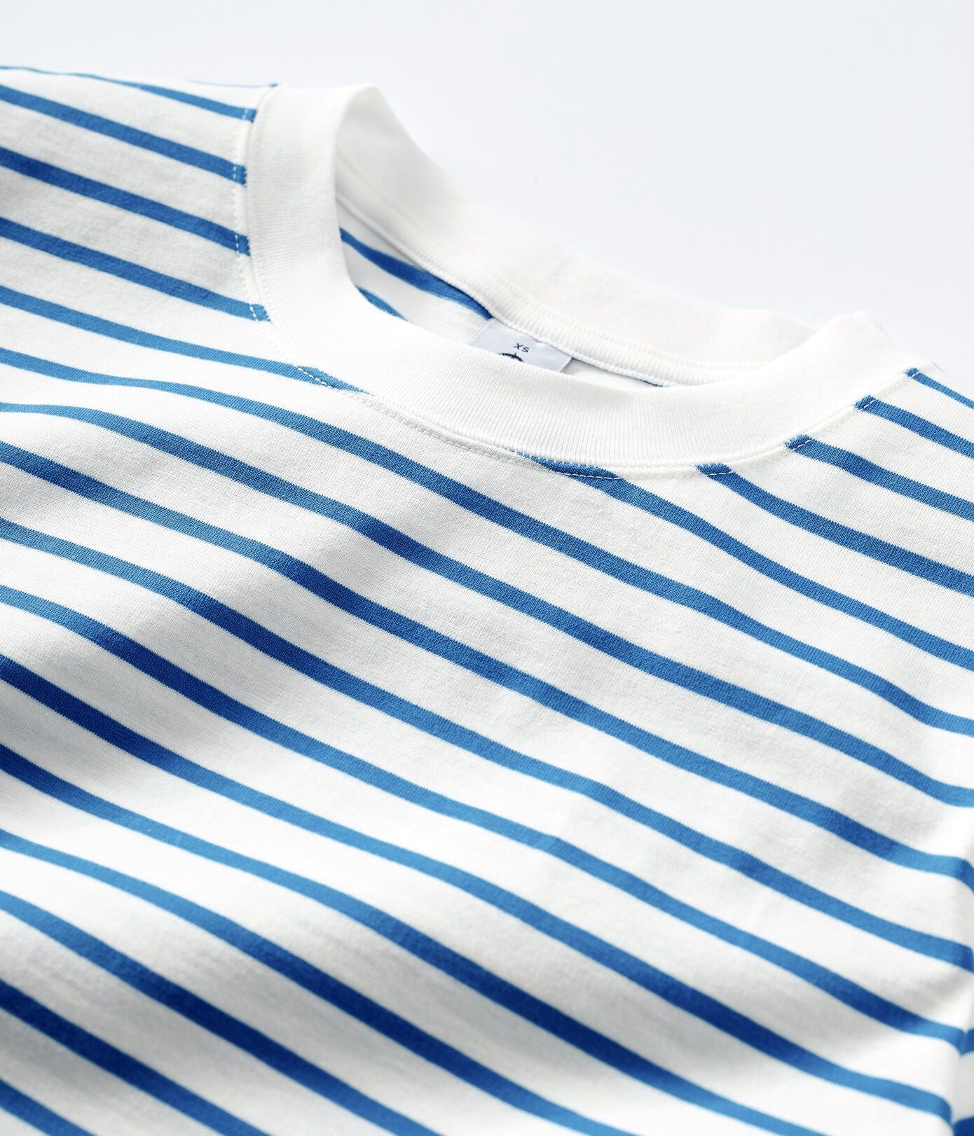 女童蓝色条纹棉T恤