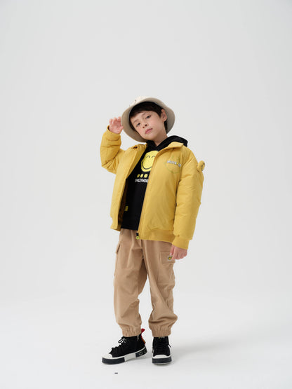 儿童黄色羽绒夹克