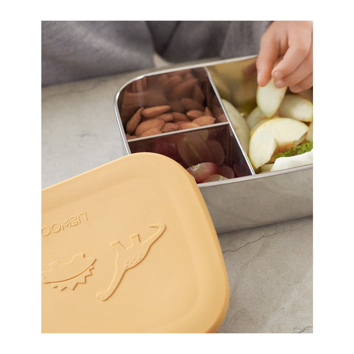 儿童黄色恐龙饭盒