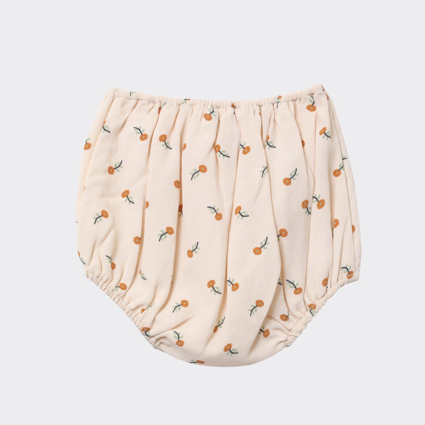 女婴白色印花灯笼裤