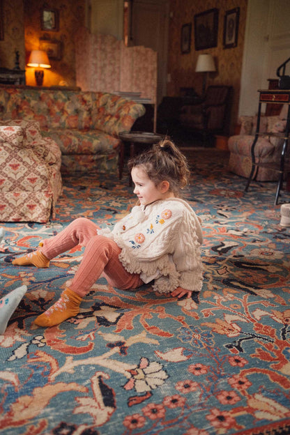 女童白色刺绣夹克