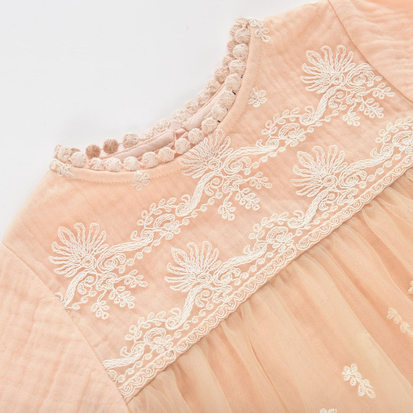 女童粉色刺绣薄纱连衣裙