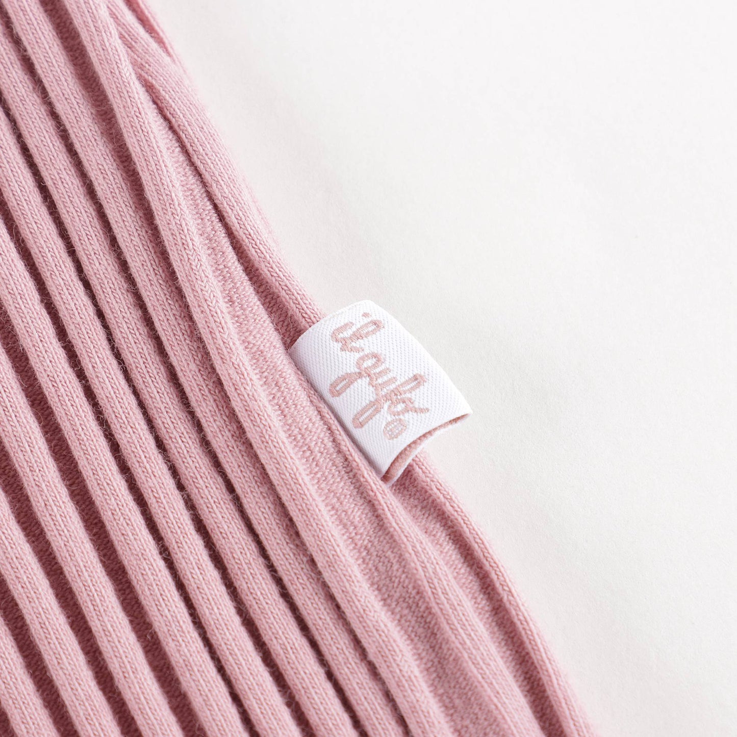 女童粉色棉高领衫