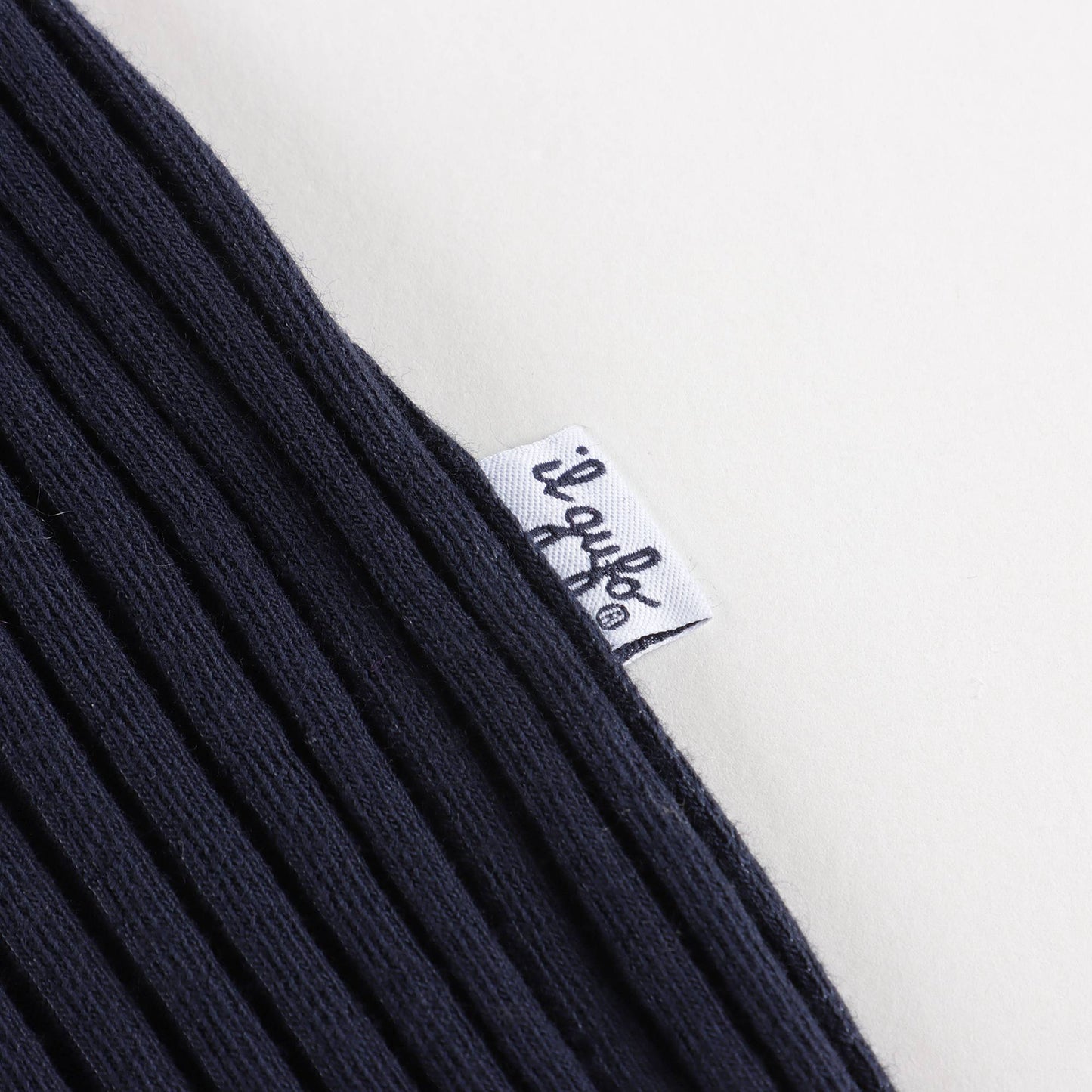 女童蓝色棉高领衫