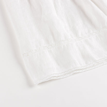 女童白色亚麻连衣裙