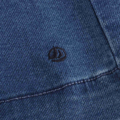 女婴蓝色牛仔连衣裙