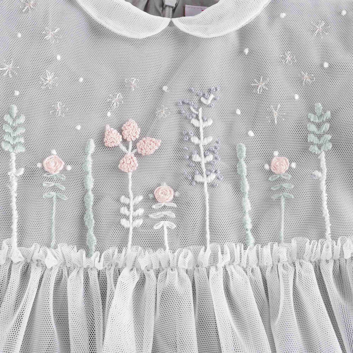 女婴灰色刺绣连衣裙