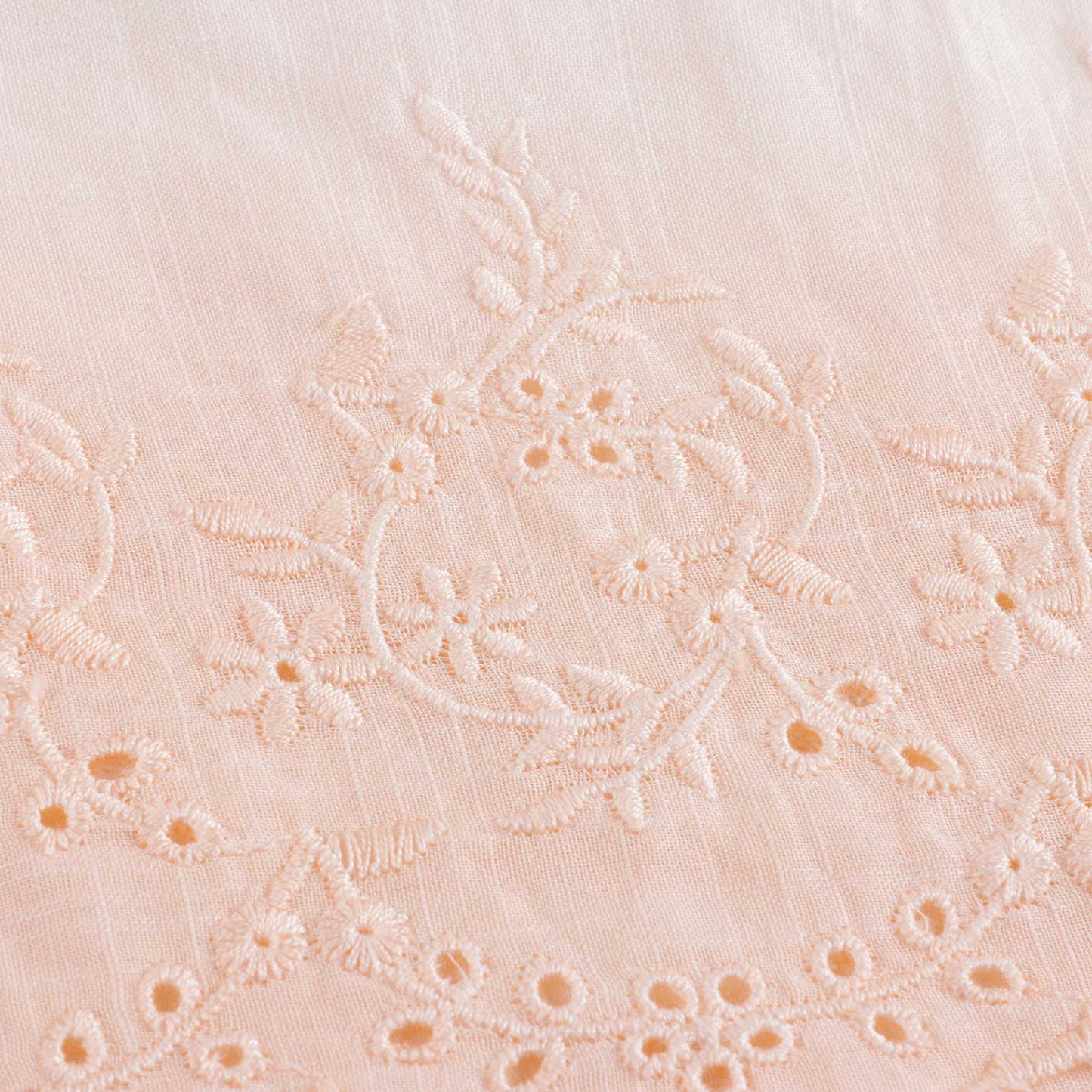 女童彩色荷叶边棉上衣