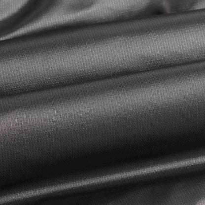 男童银色羽绒夹克